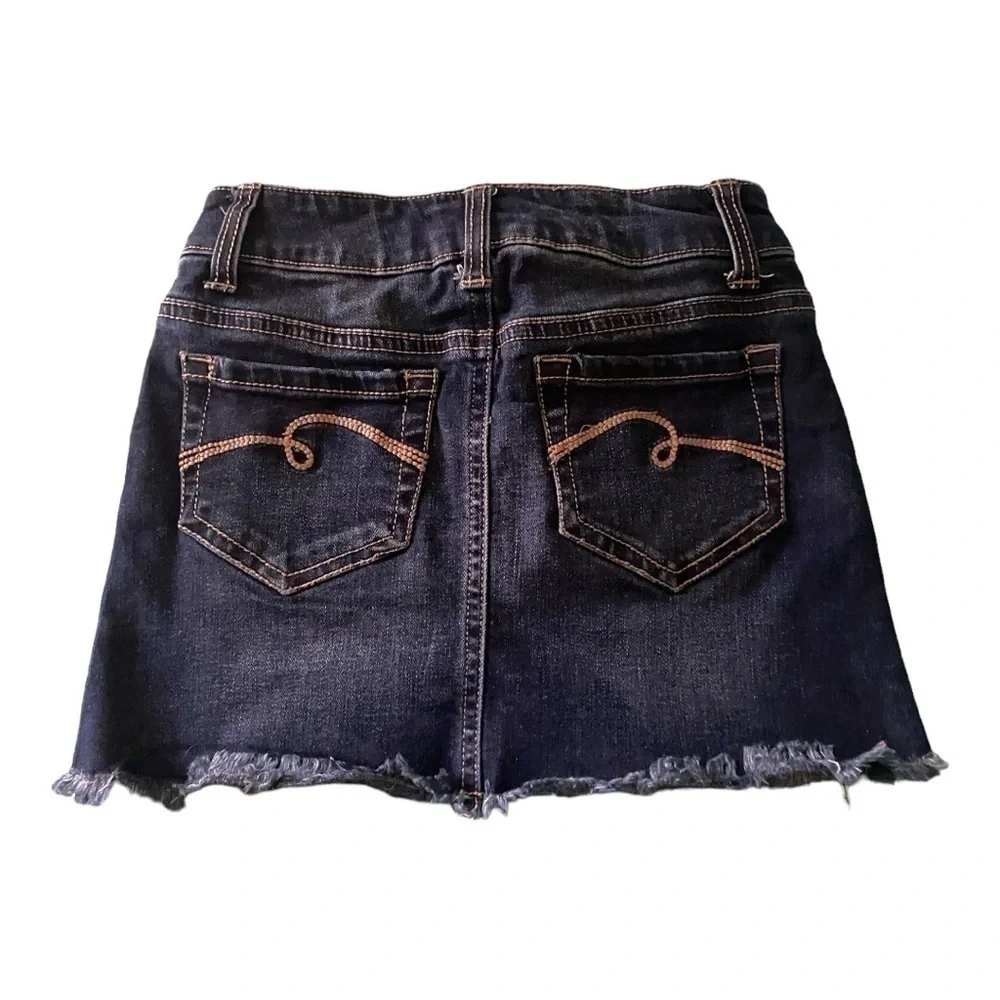 GIRLS DENIM BUNDLE-JUSTICE AND GAP-SIZE 6
